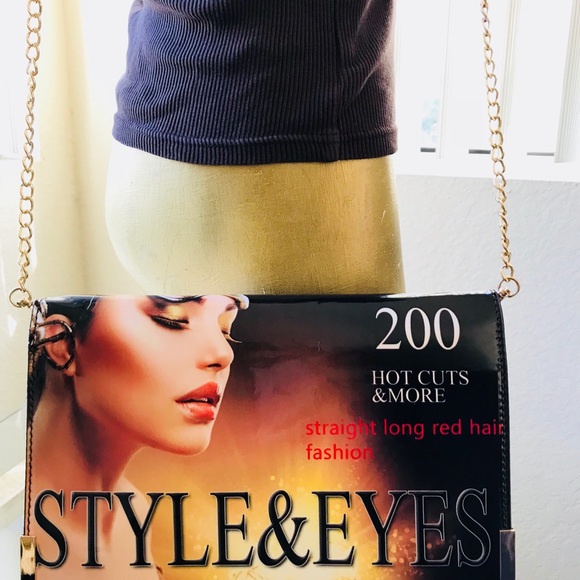 NWT Unique FASHION MAGAZINE Crossbody PURSE - Picture 6 of 8